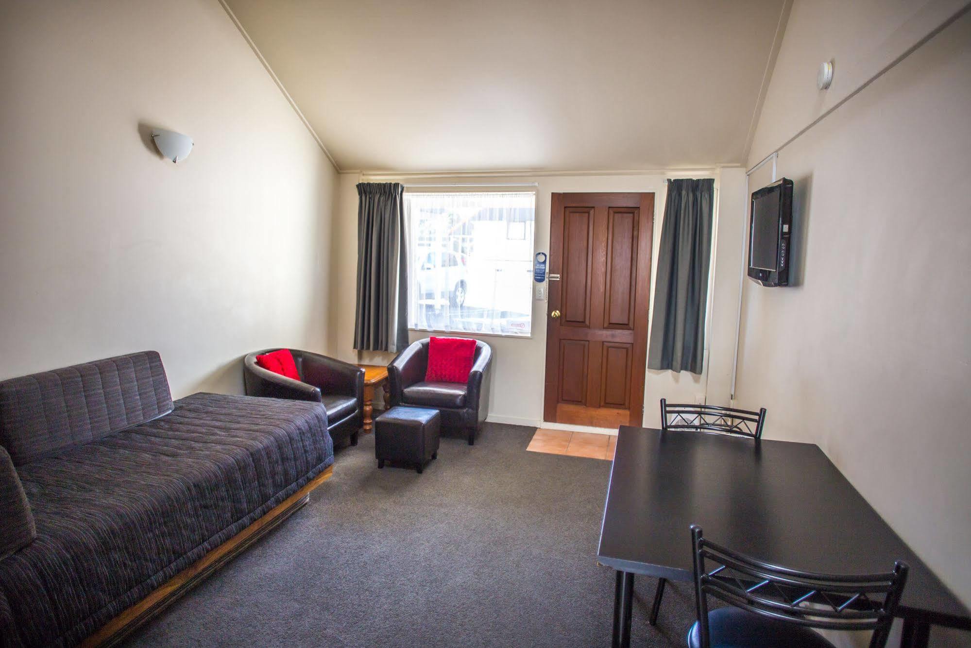 Bennetts Thermal Motor Inn Tauranga Dış mekan fotoğraf
